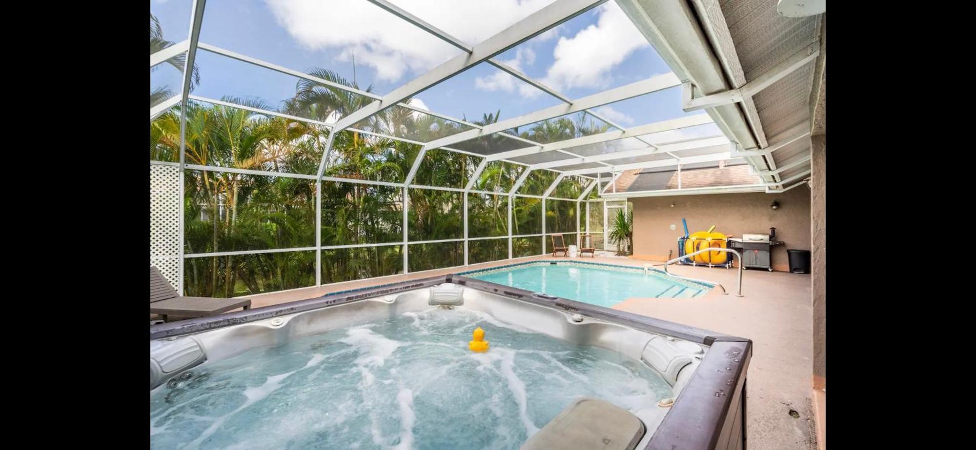 Siesta Key Home With Pool/Hot Tub 12 Min To Beach Σεϊρασότα Εξωτερικό φωτογραφία